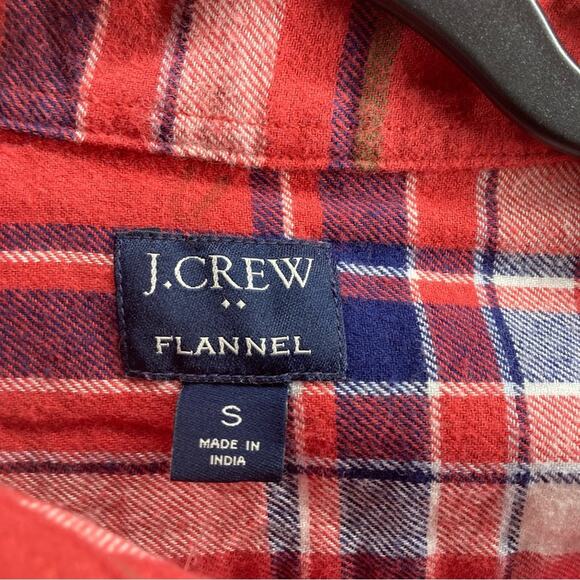 NWT J. CREW Plaid Flannel Red Navy Blue Button Down Shirt Small - Picture 3 of 4